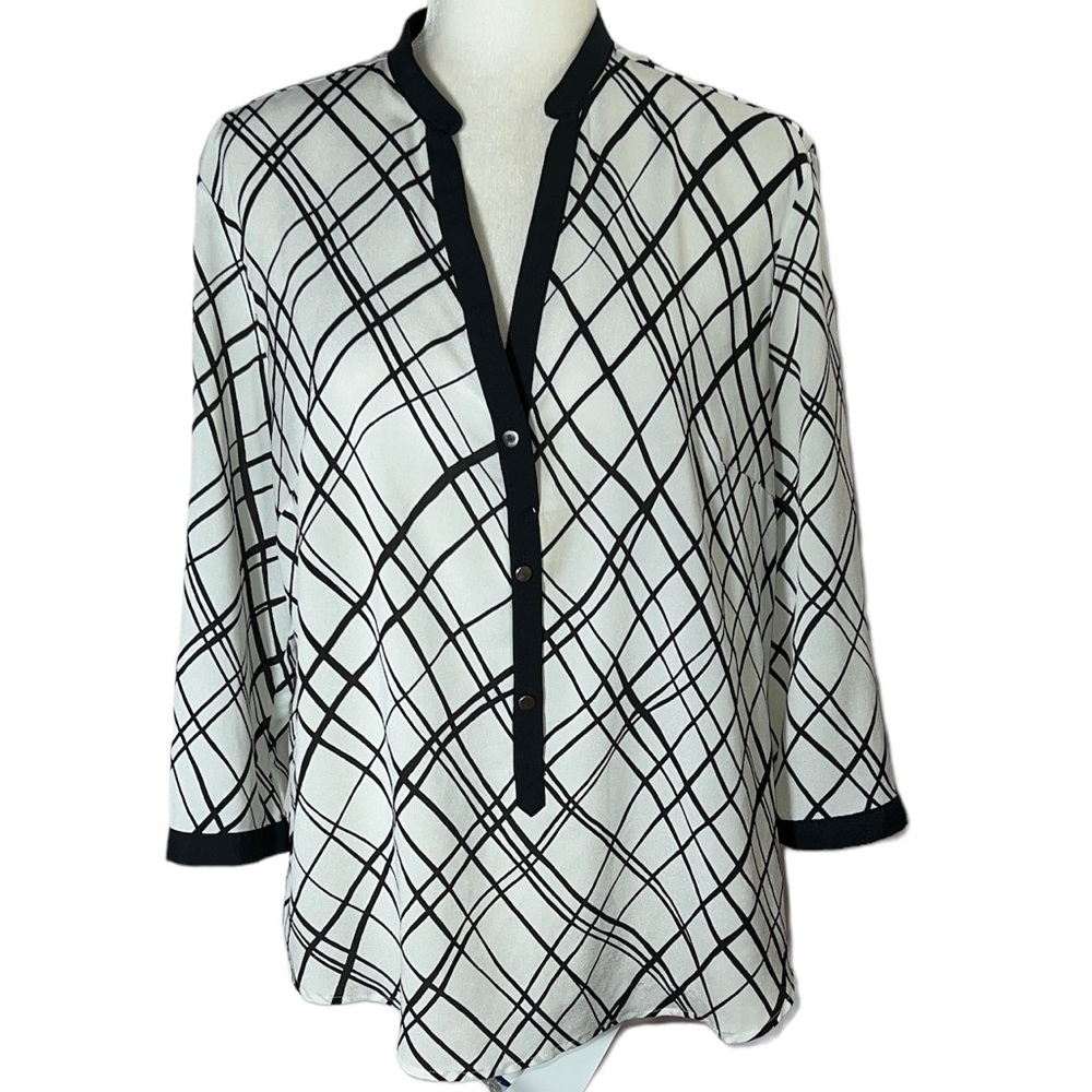 “New York & Company” Abstract Print Blouse